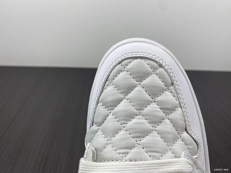 Reps 1 - Quilted (W) Mid Jordan DB6078-100 White 0515